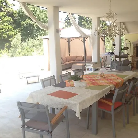 Casa Nostra *