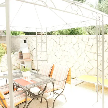 Casa Nostra Apartment *